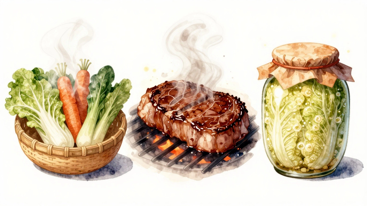 Три метода приготовления: на пару, жарка и ферментация, изображённые в водяных красках.